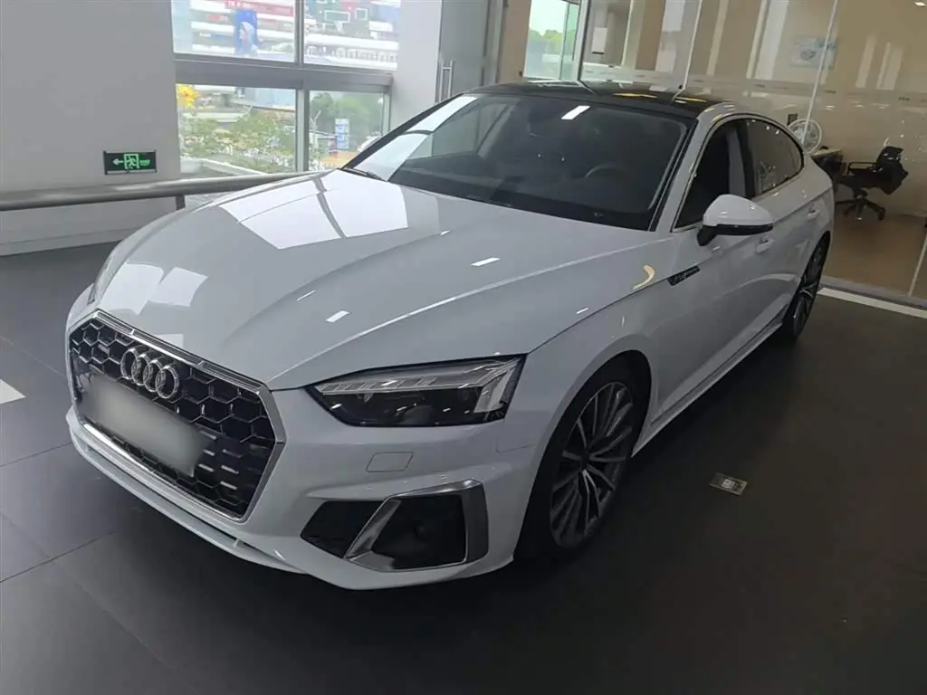 Audi A5 2023 — Photo 2/20