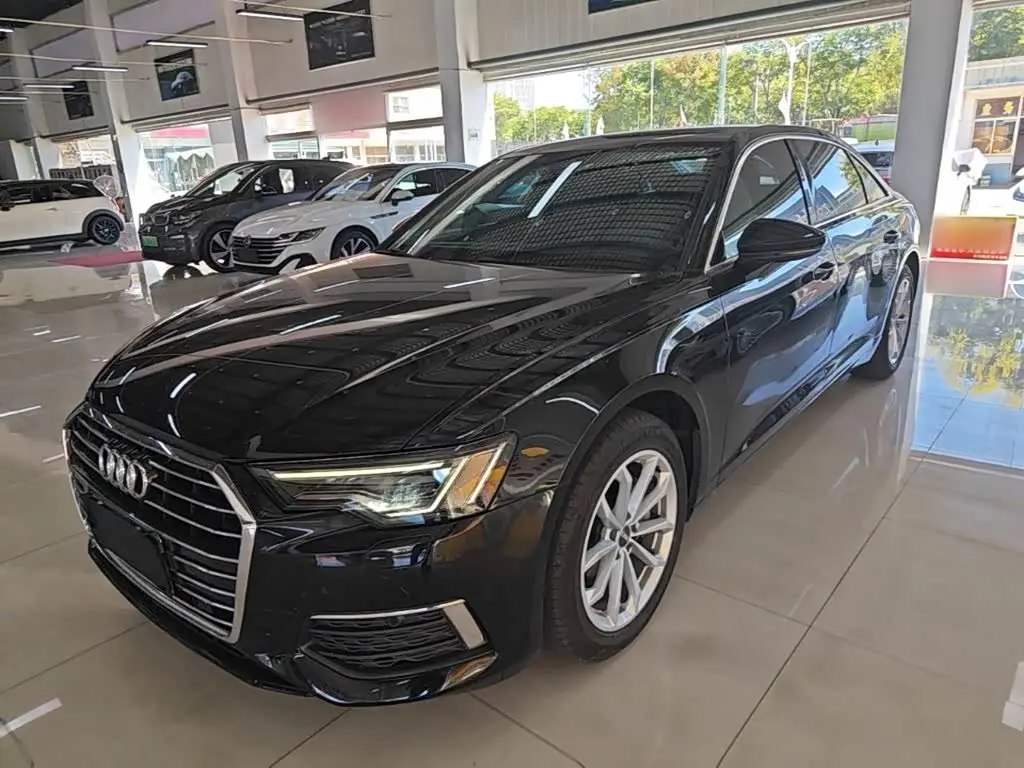 Audi A6L 2020 — Photo 2/20