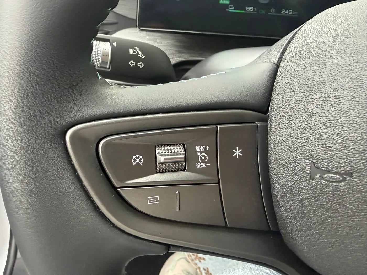 BYD Hai Bao 05 DM-i 2026 — Photo 10/19