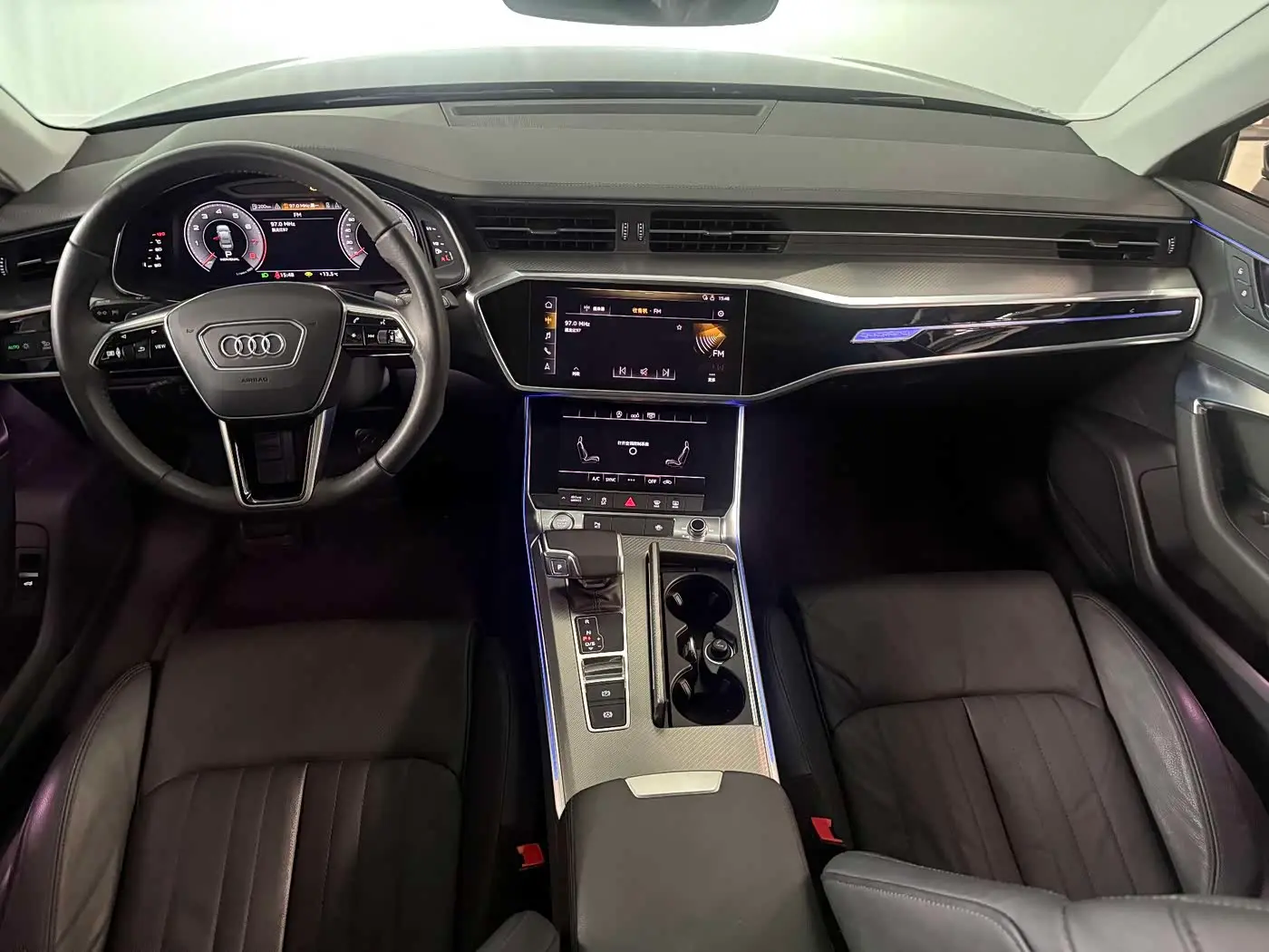Audi A6L 2020 — Photo 6/10