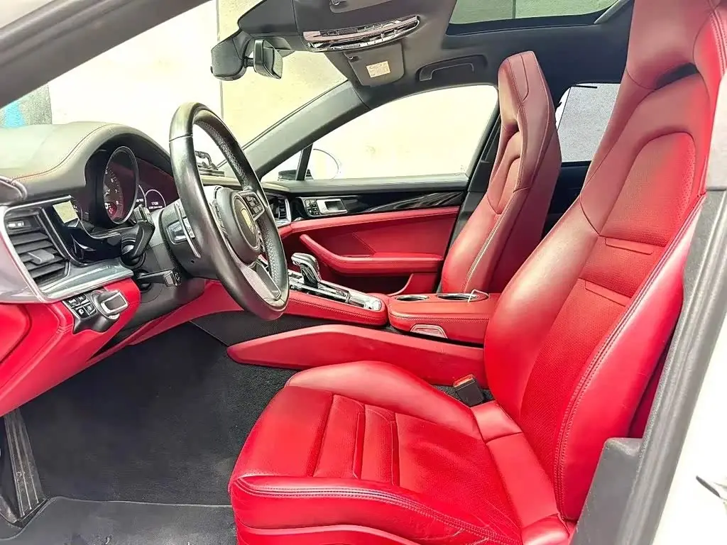Porsche Panamera 2019 — Фото 4/9