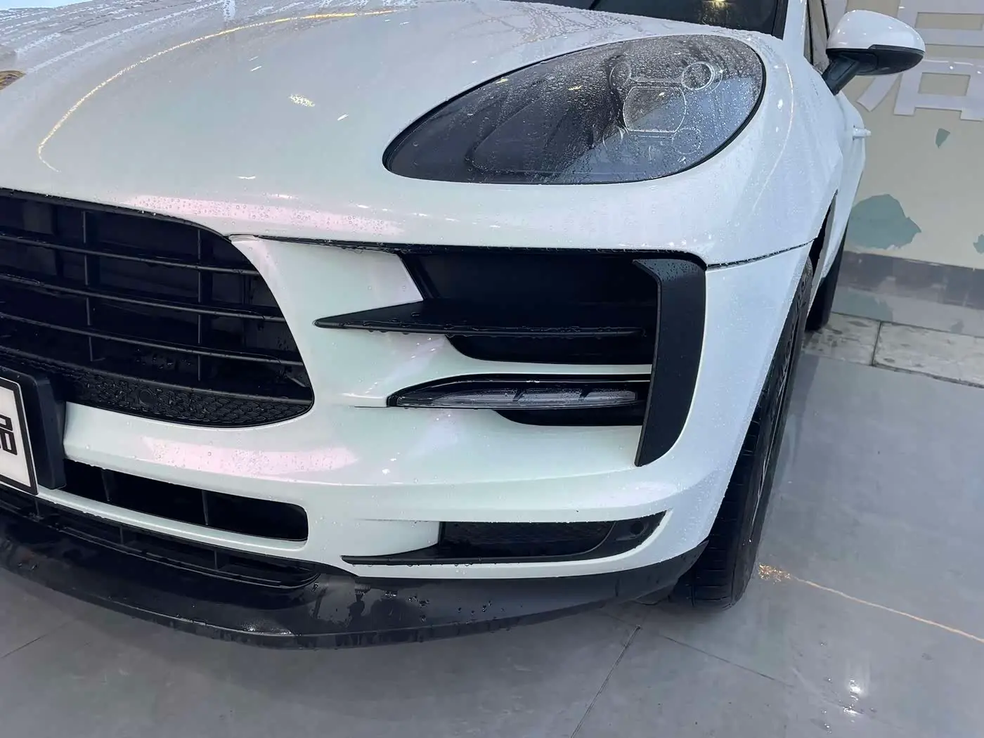 Porsche Macan 2019 — Photo 17/19