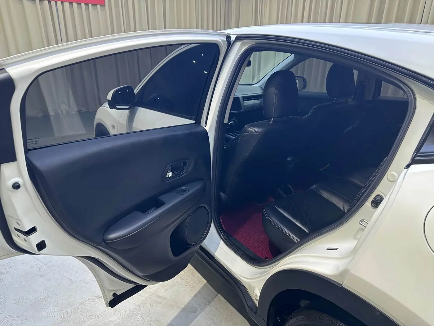 Honda Vezel 2022 — Photo 10/20