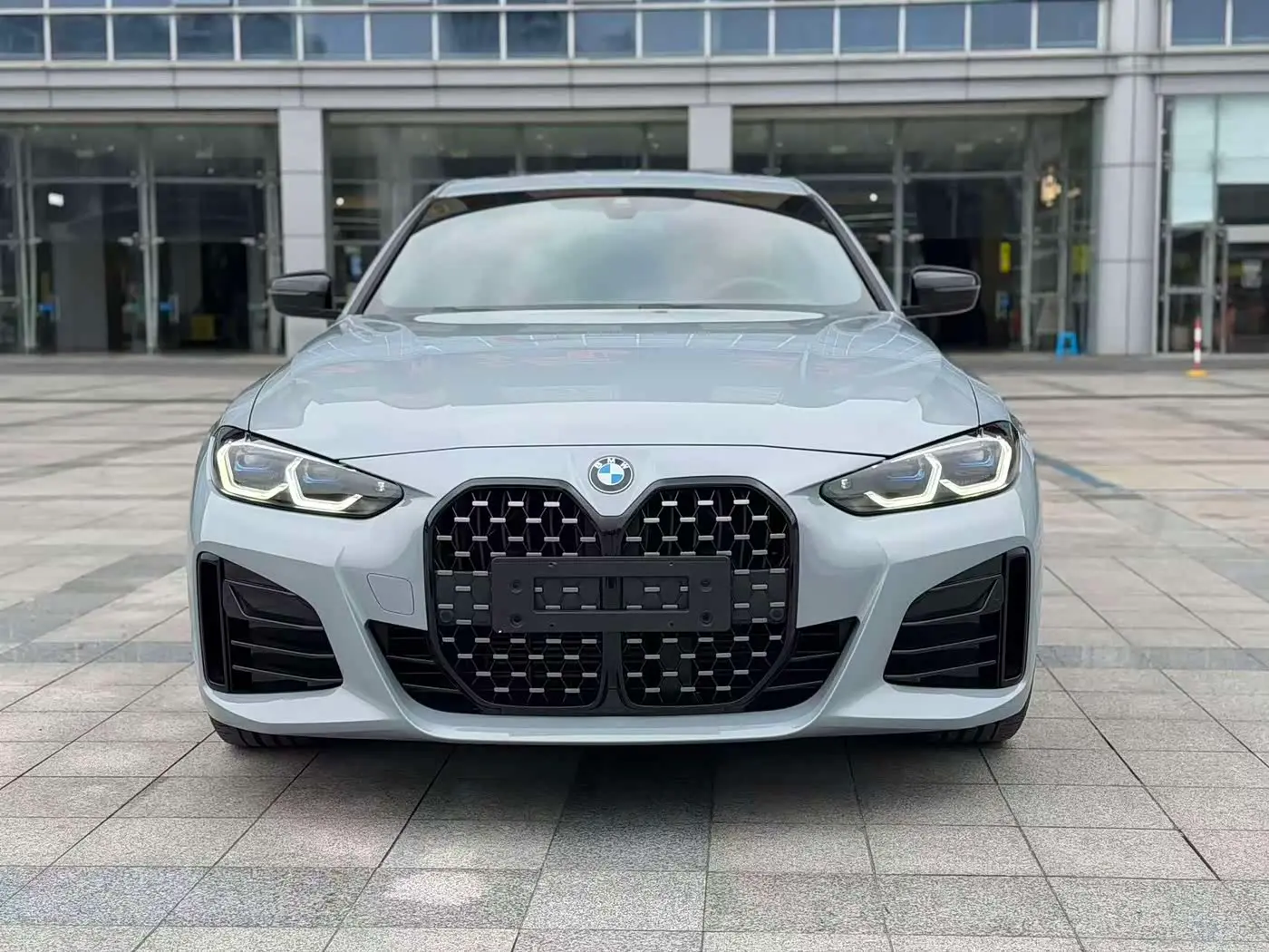 BMW 4 Series 2023 — Photo 2/16