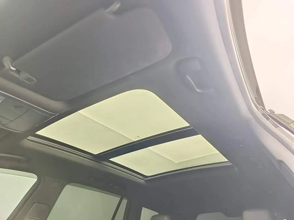 Cadillac XT6 2024 — Photo 9/14