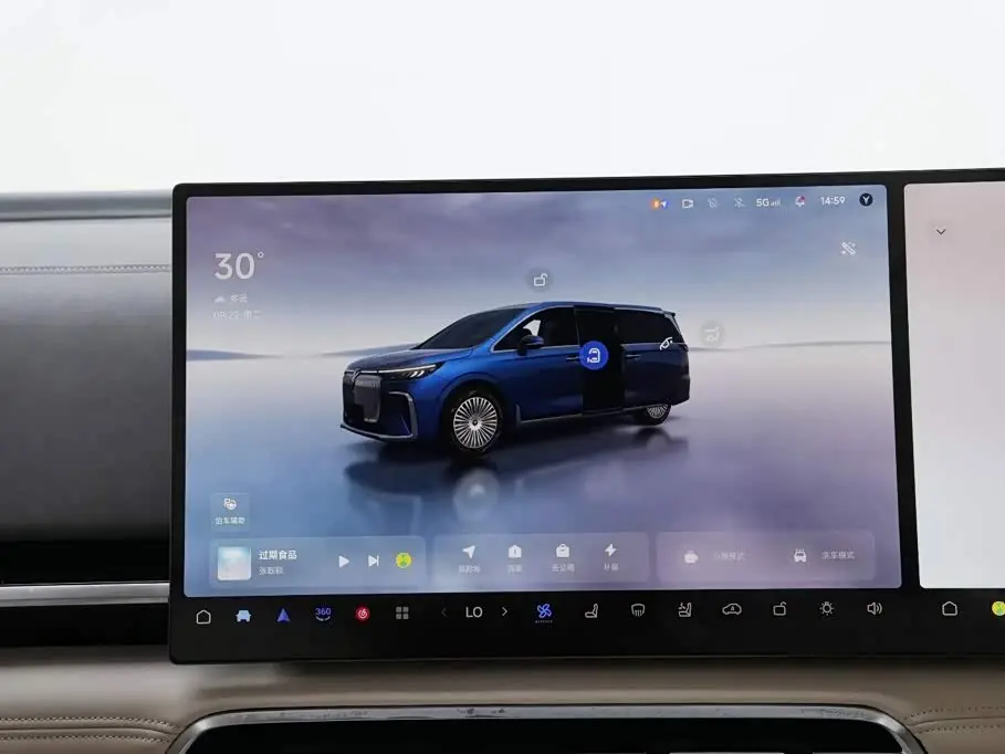 Voyah Auto Voyah Dreamer 2025 — Photo 10/16