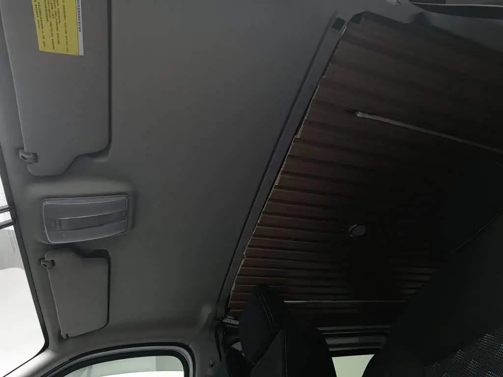 SAIC Maxus Xintu V80 2024 — Photo 14/20