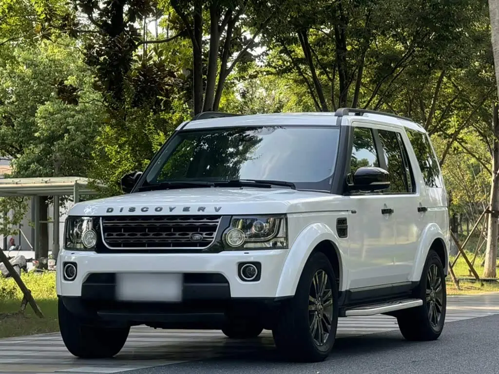 Land Rover Discovery 2016 — Фото 1/20