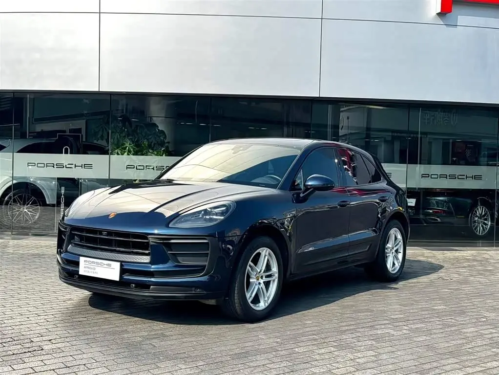 Porsche Macan 2022 — Фото 1/15