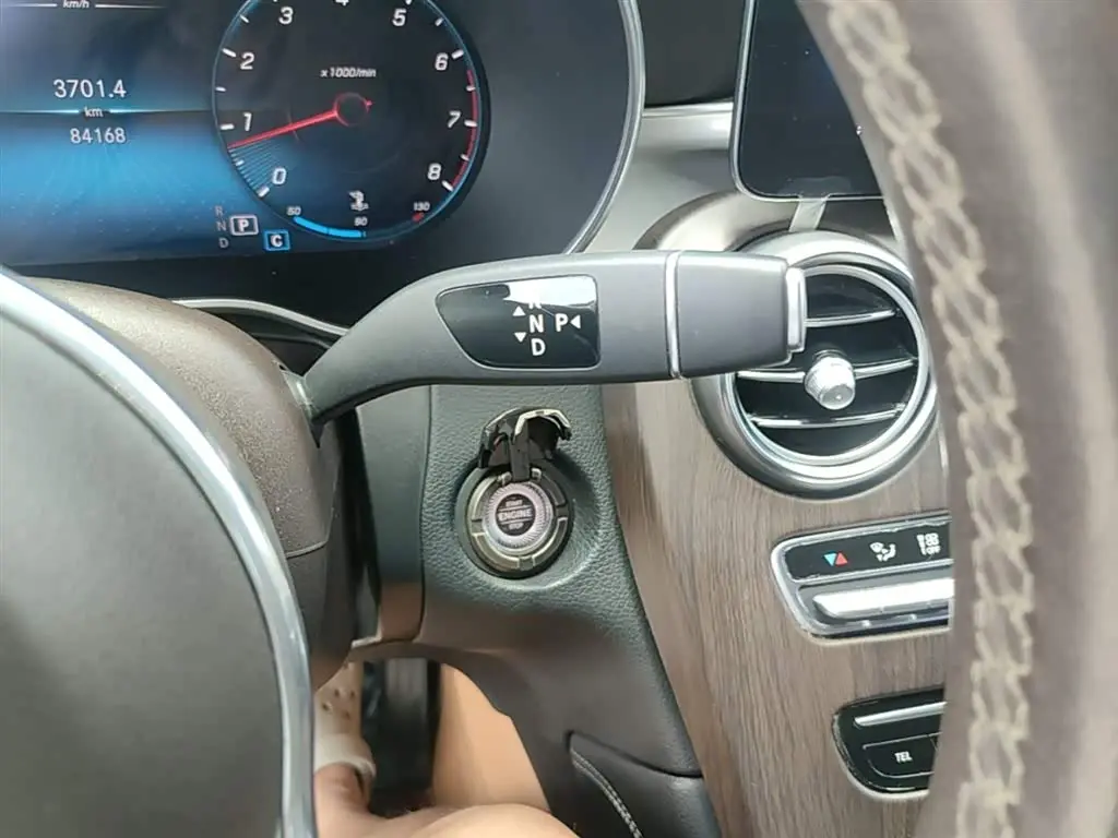 Mercedes-Benz GLC 2021 — Photo 14/20