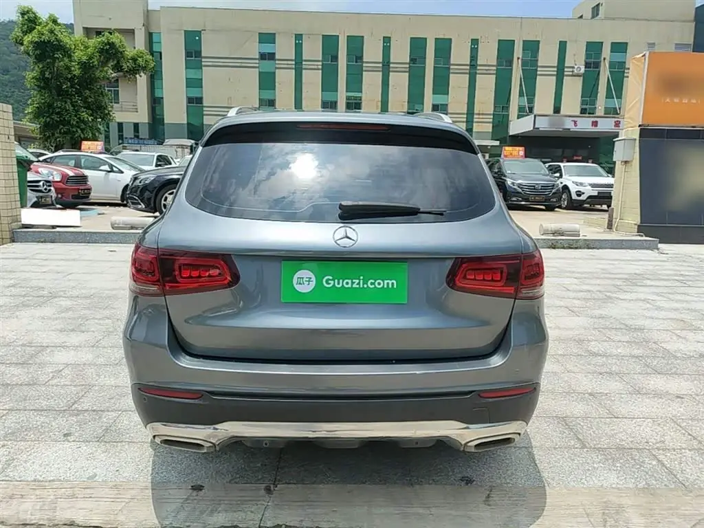 Mercedes-Benz GLC 2021 — Photo 6/20