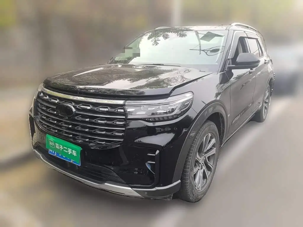 Ford Explorer 2024 — Photo 1/20