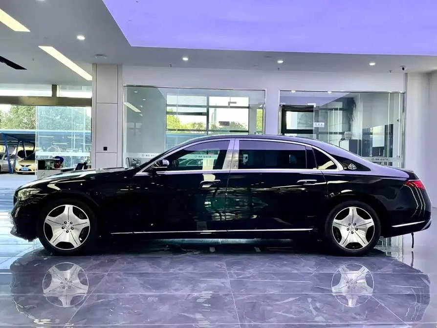 Mercedes-Benz Maybach S-Class 2023 — Фото 3/20
