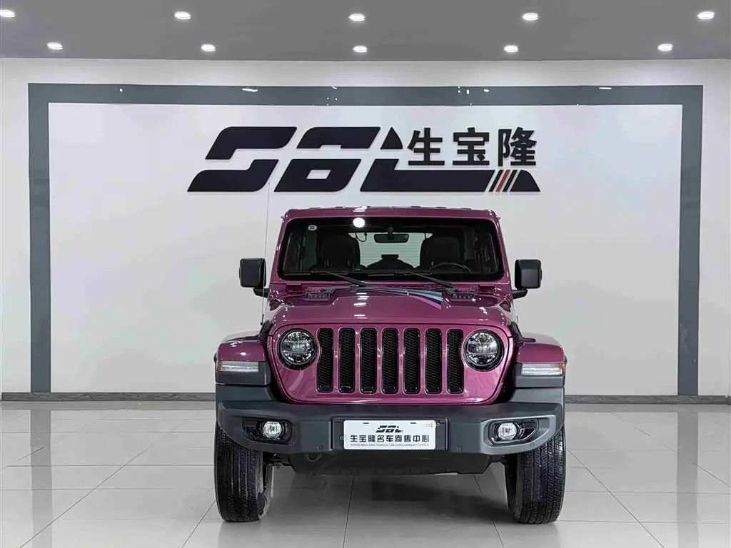 Jeep Wrangler 2024 — Фото 2/12