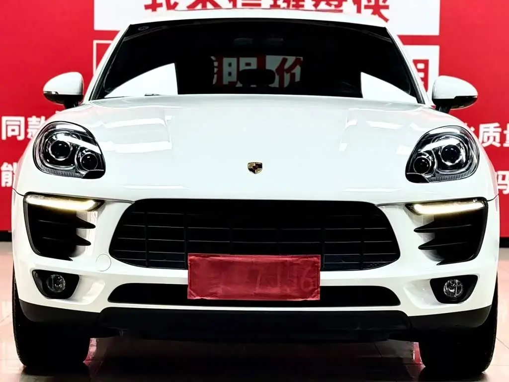 Porsche Macan 2017 — Photo 3/9