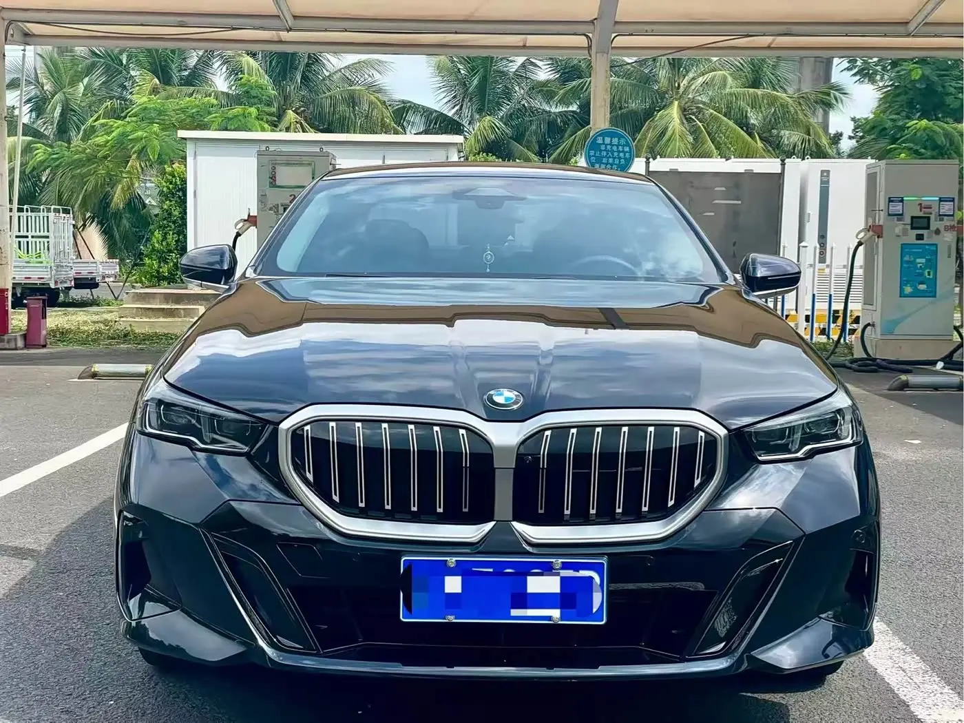 BMW 5 Series 2026 — Photo 2/9