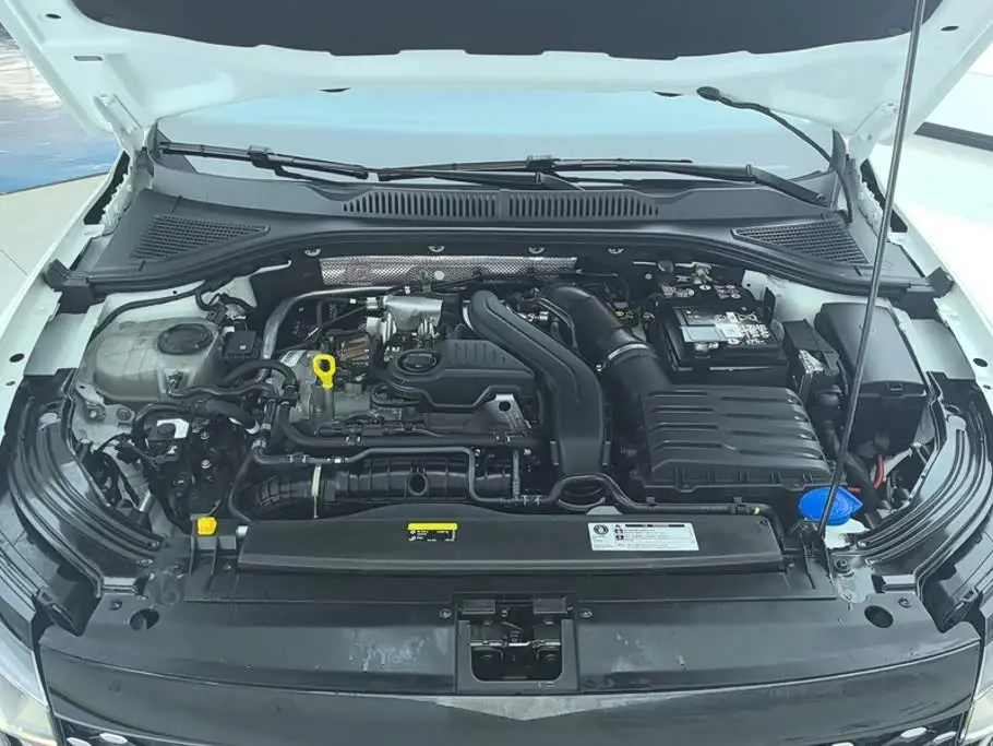 Volkswagen Lavida 2024 — Photo 10/16