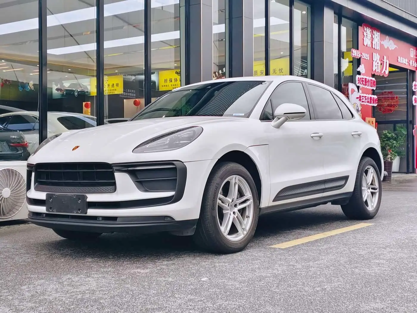 Porsche Macan, 2023
