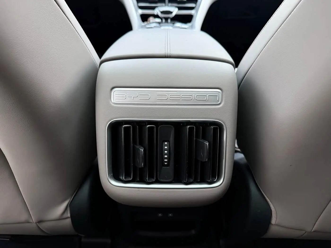 BYD Song Pro New Energy 2024 — Фото 15/20