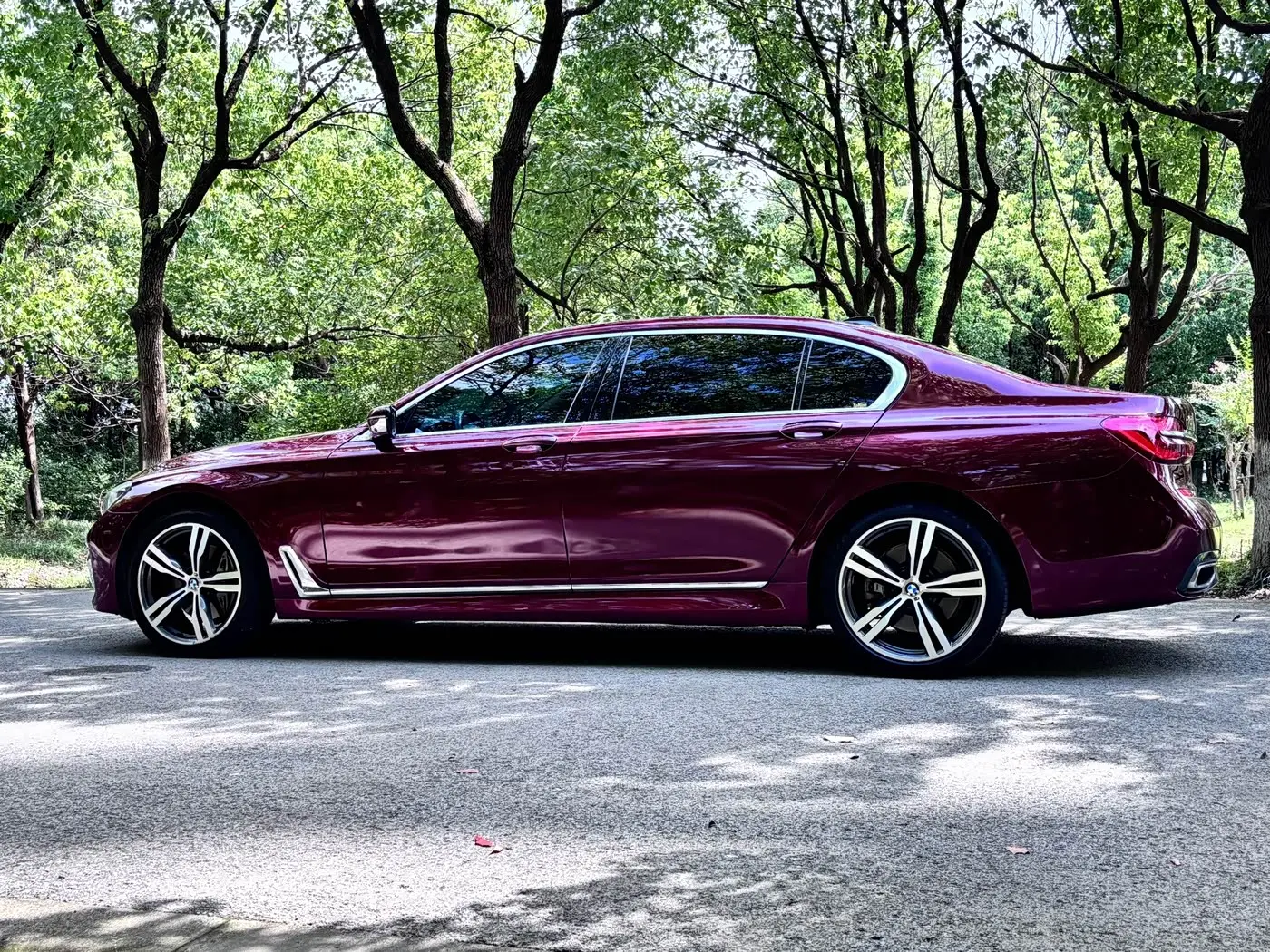 BMW 7 Series 2018 — Photo 3/11