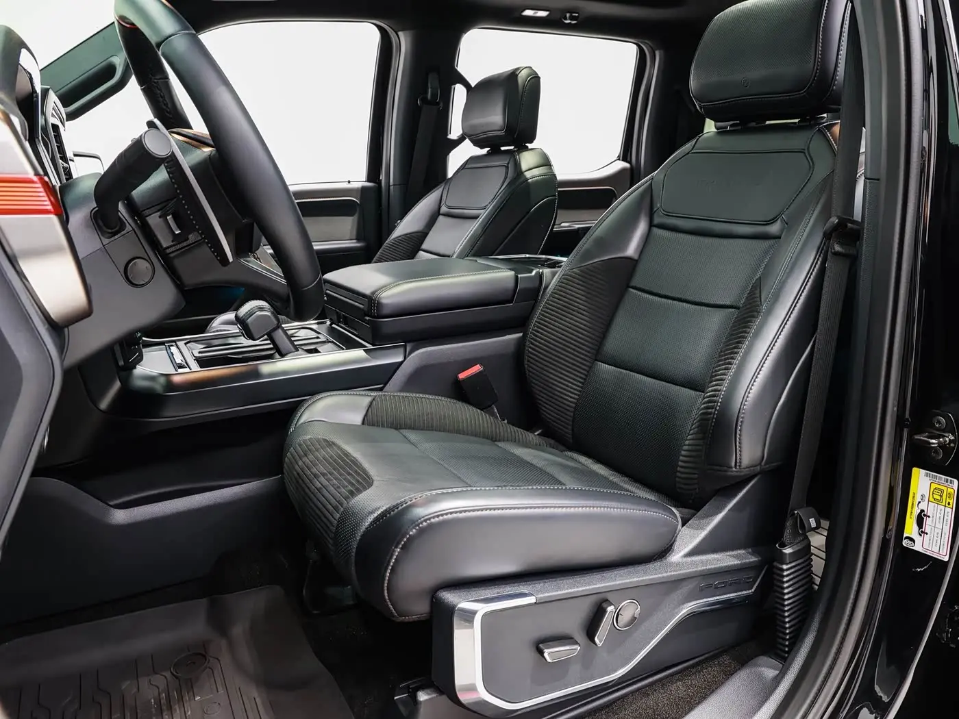 Ford F-150 Raptor 2023 — Фото 10/20