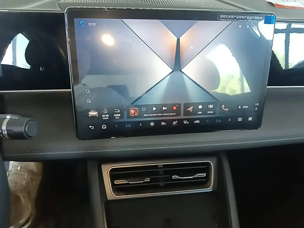 BYD Qin L 2025 — Photo 13/20