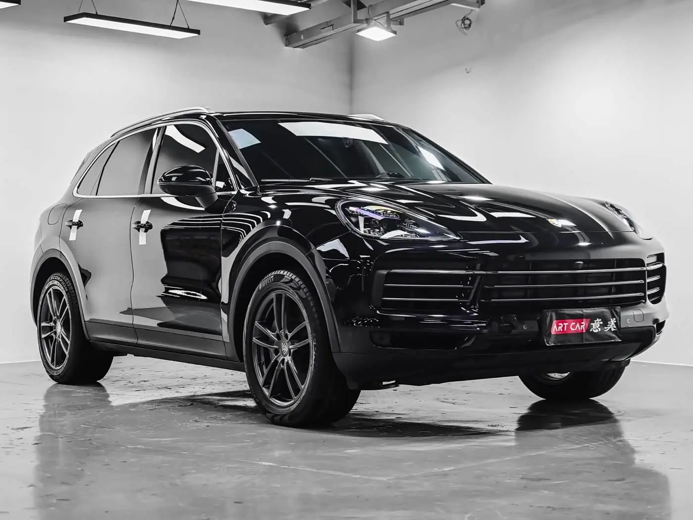 Porsche Cayenne 2018 — Photo 2/11