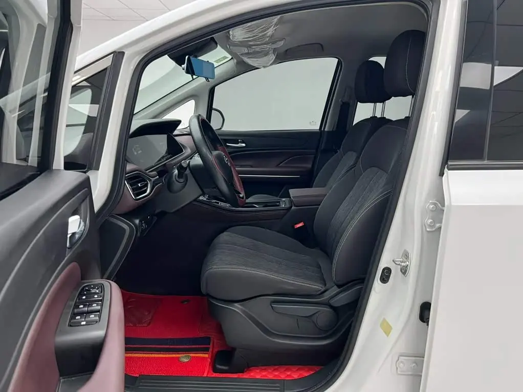 GAC Trumpchi Trumpchi M6 2022 — ფოტო 14/20
