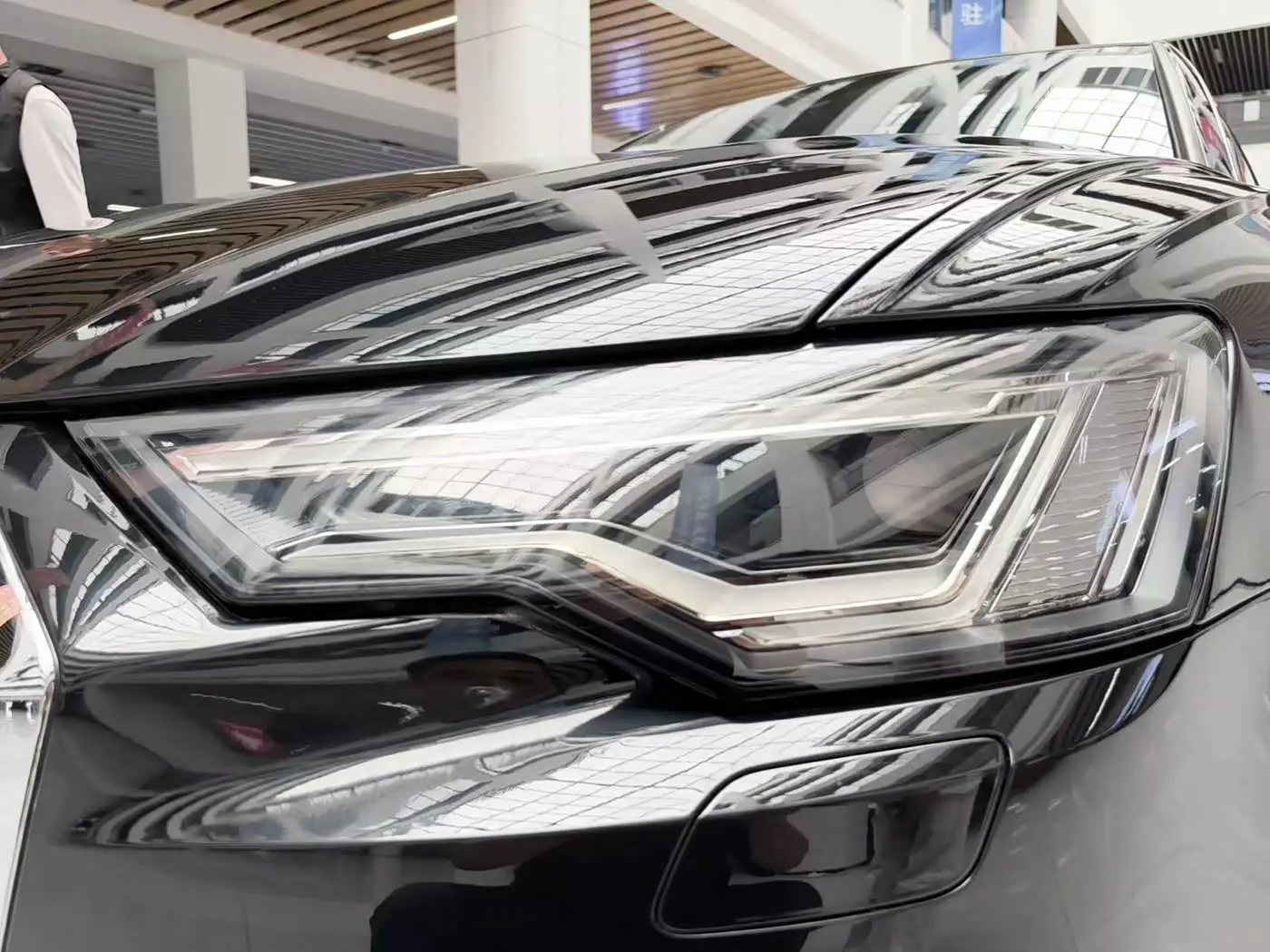 Audi A6L 2023 — Photo 18/20