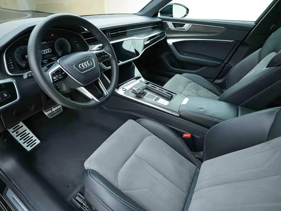 Audi A6L 2023 — Photo 9/19