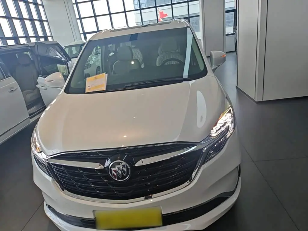 Buick GL8 2020 — Photo 3/20