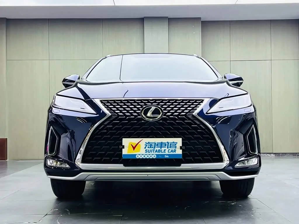 Lexus RX 2020 — Photo 2/15