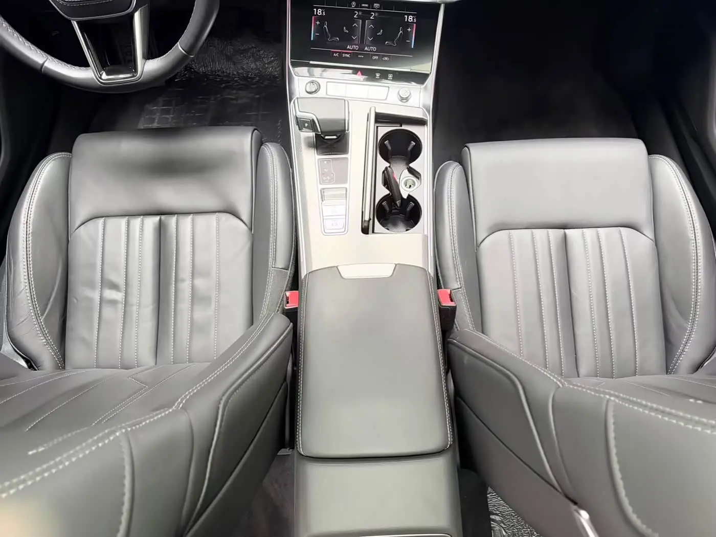 Audi A6L 2023 — Photo 15/20