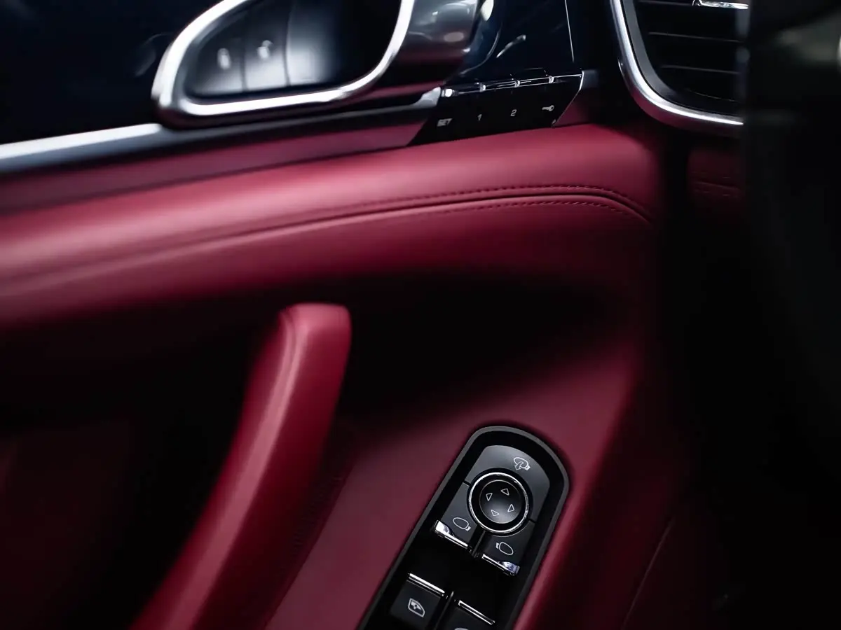 Porsche Panamera 2015 — Photo 4/20