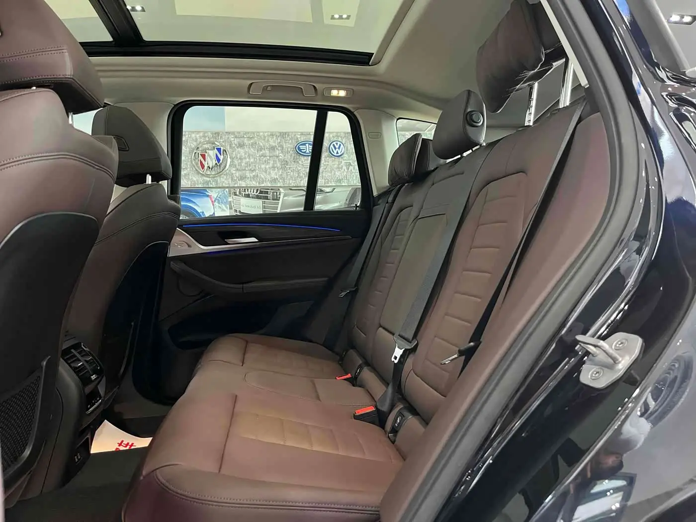 BMW X3 2021 — Photo 16/18