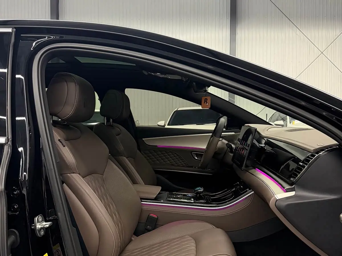 BYD Han 2023 — Şəkil 6/20