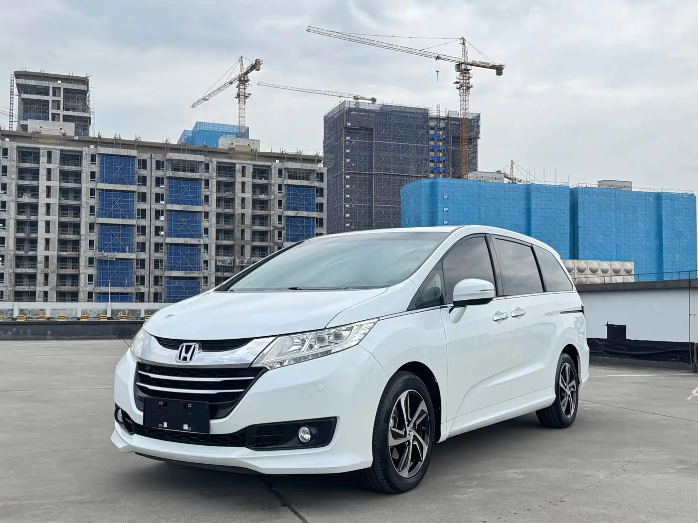 Honda Odyssey 2018 — Photo 1/17