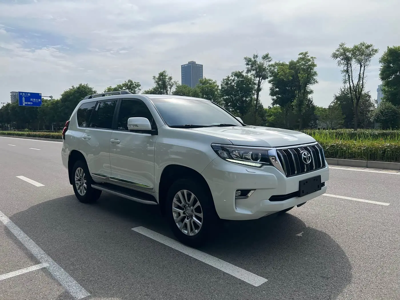 Toyota Prado 2020 — Şəkil 1/16