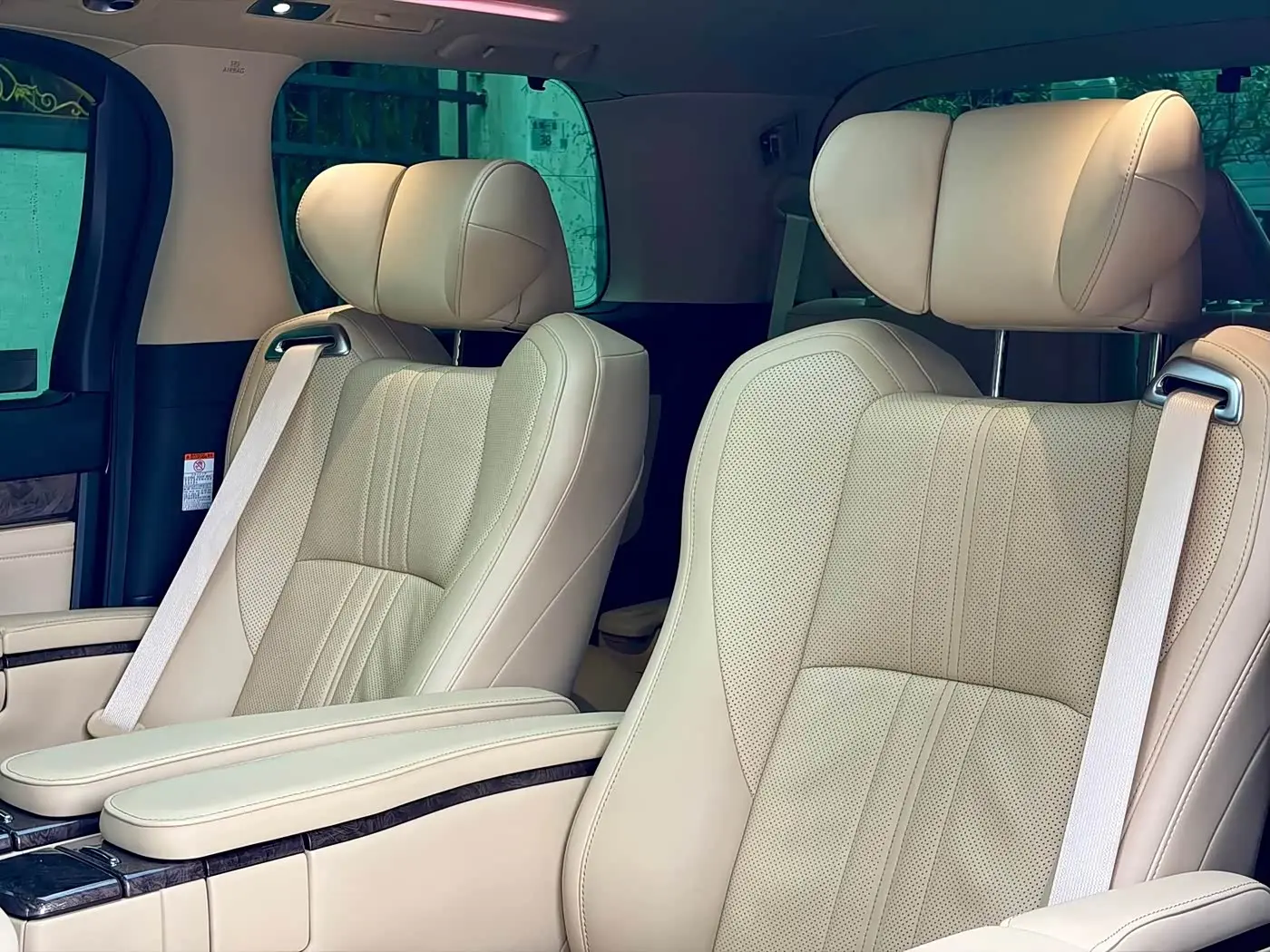 Toyota Vellfire 2021 — Photo 8/20