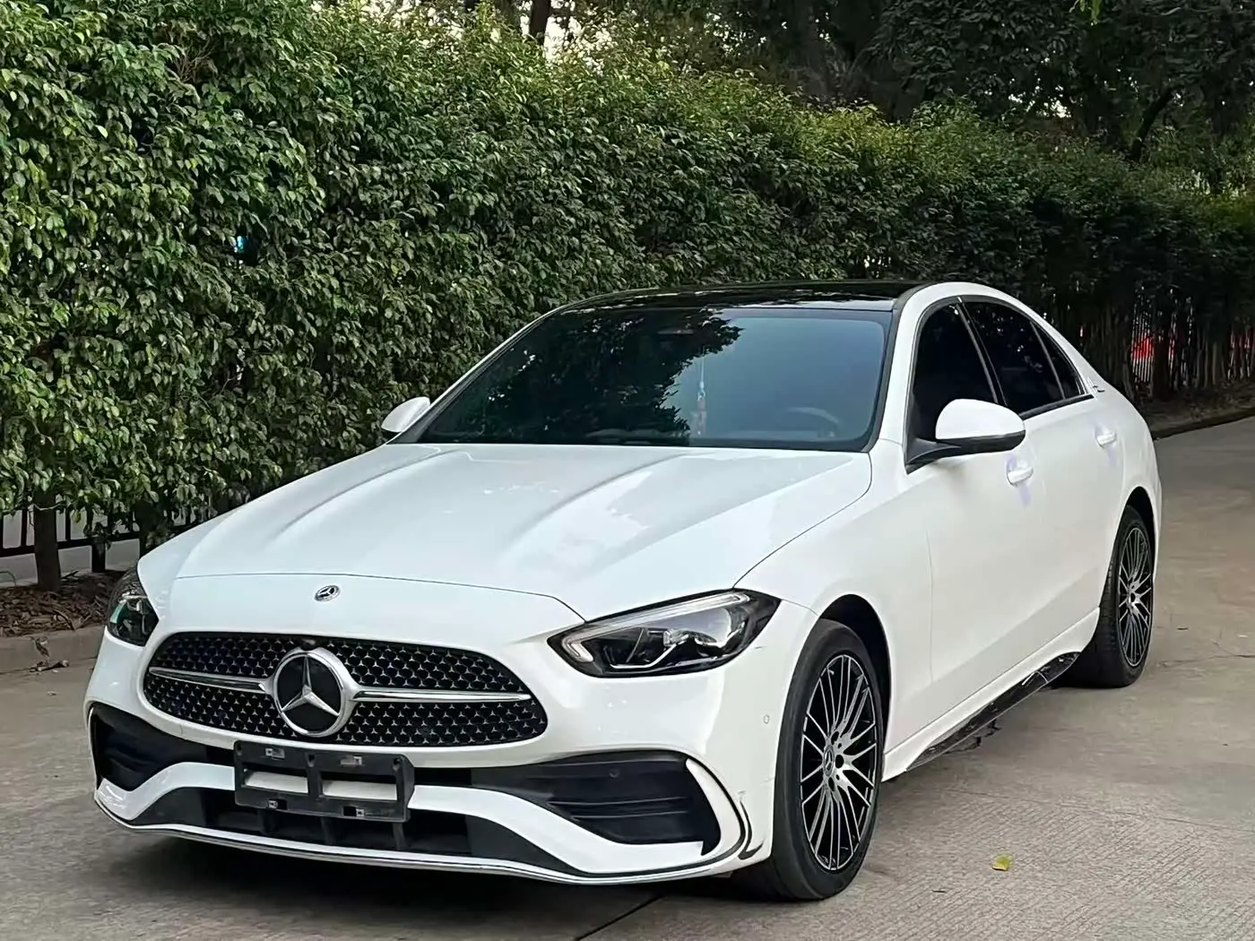 Mercedes-Benz C-Class 2024 — Фото 1/9