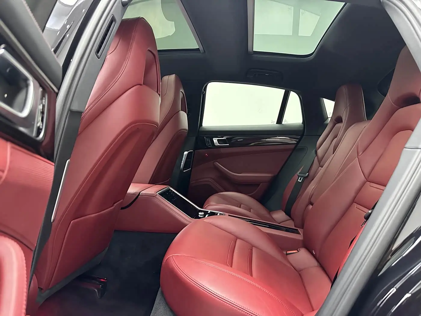 Porsche Panamera 2021 — Photo 8/20