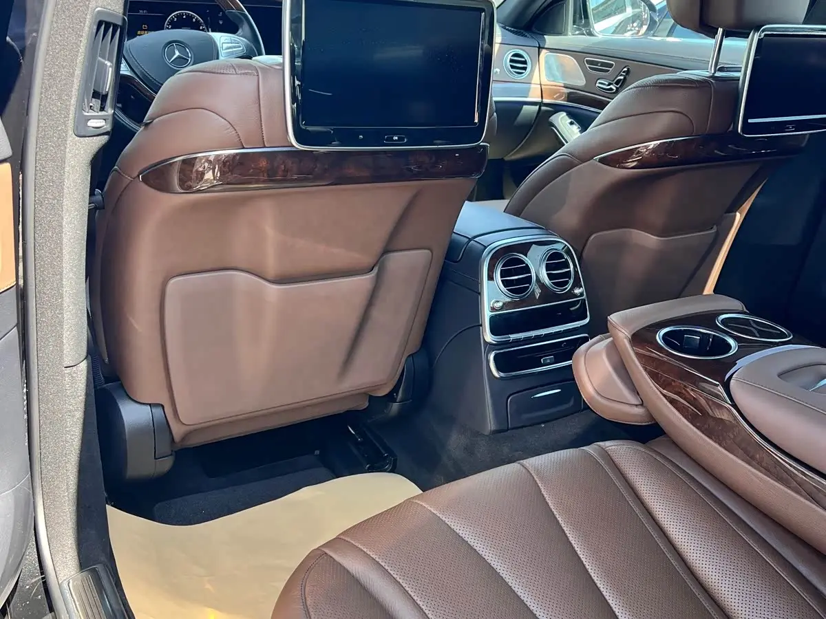 Mercedes-Benz S-Class 2017 — Photo 6/12