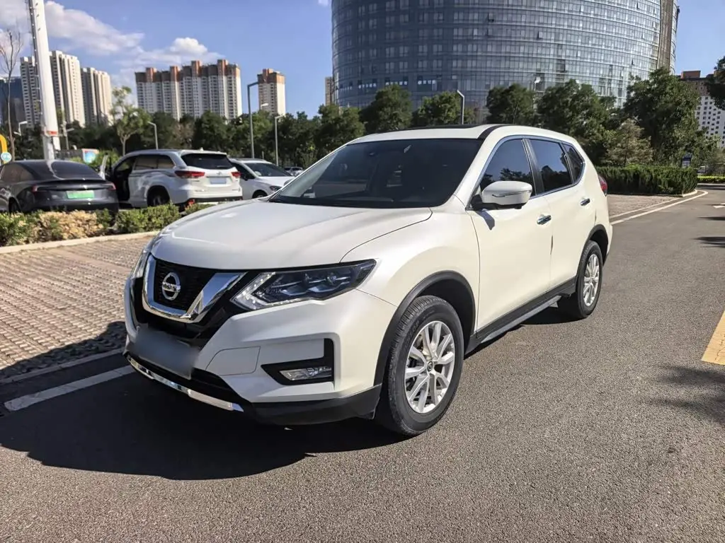 Nissan X-Trail 2023 — Photo 2/20