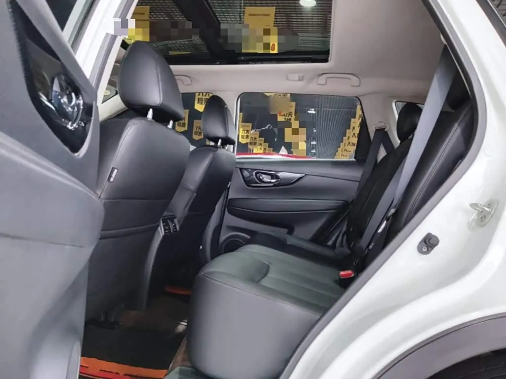 Nissan X-Trail 2023 — Photo 16/19