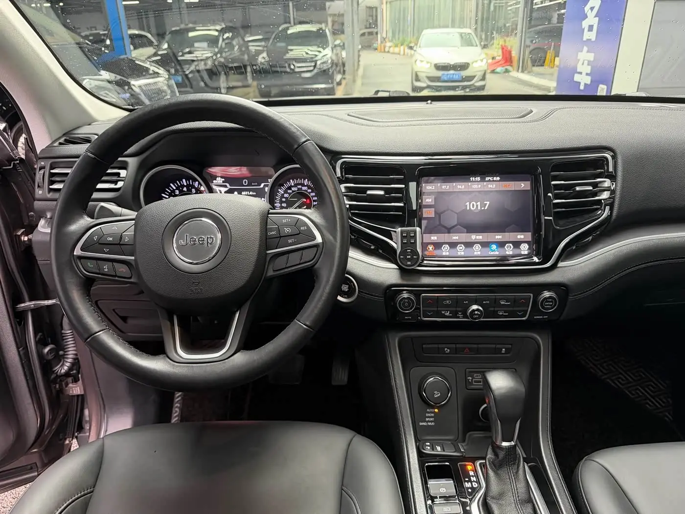 Jeep Commander 2019 — Фото 12/20