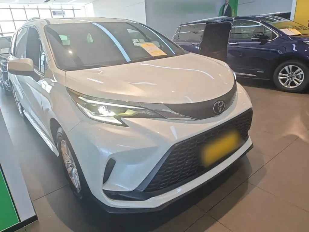 Toyota Granvia 2026 — Photo 4/20