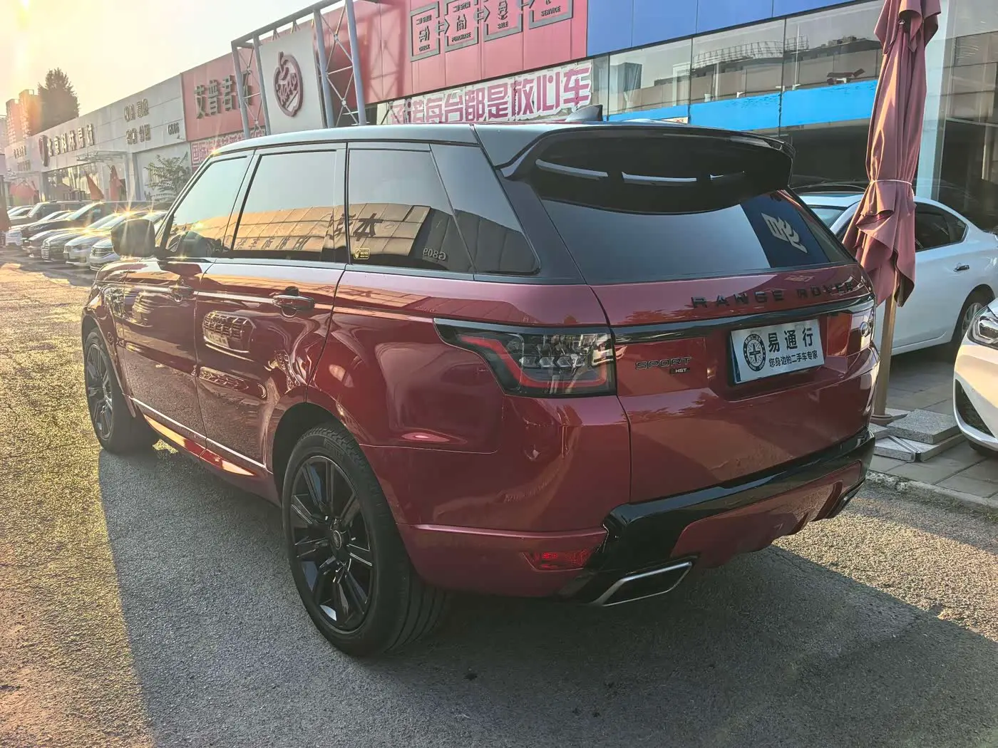 Land Rover Range Rover Sport 2023 — Photo 18/20