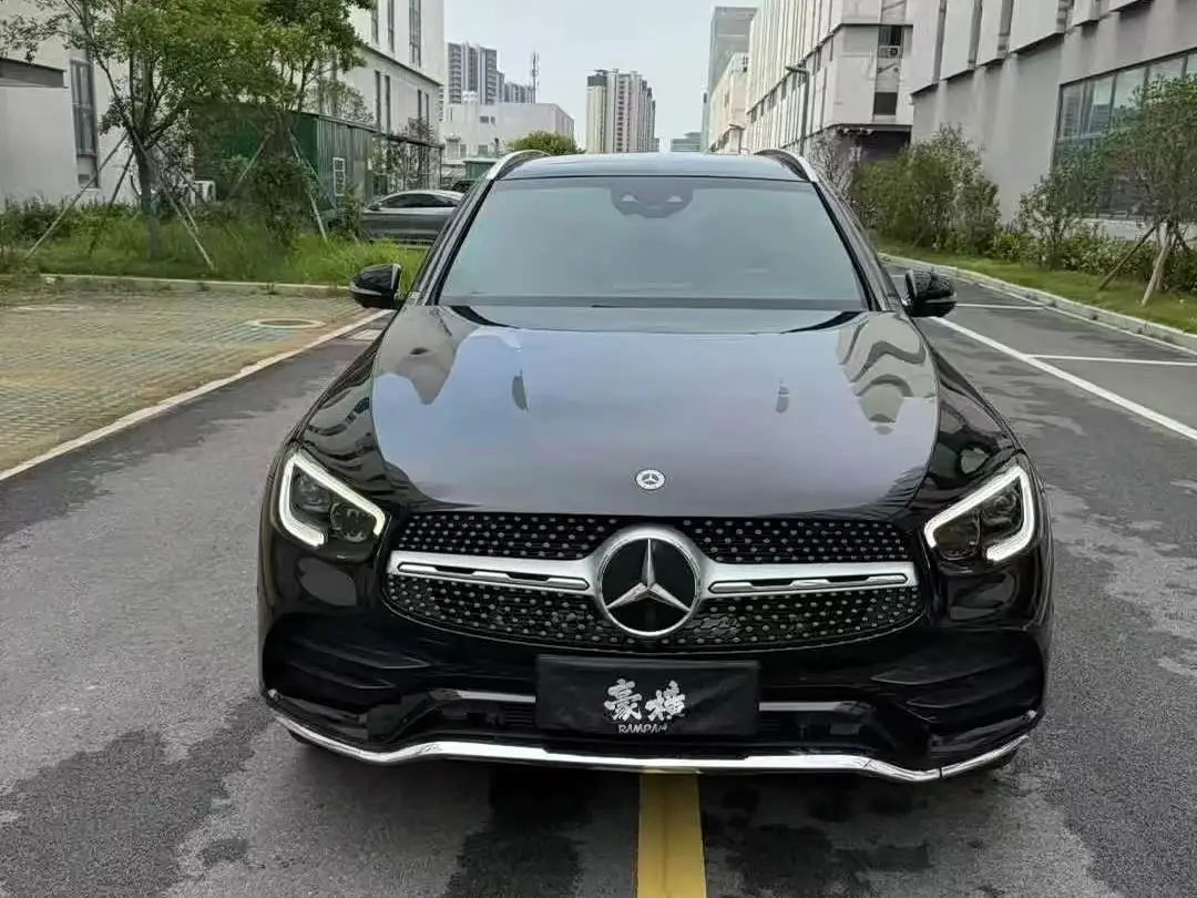 Mercedes-Benz GLC 2022 — Фото 2/9