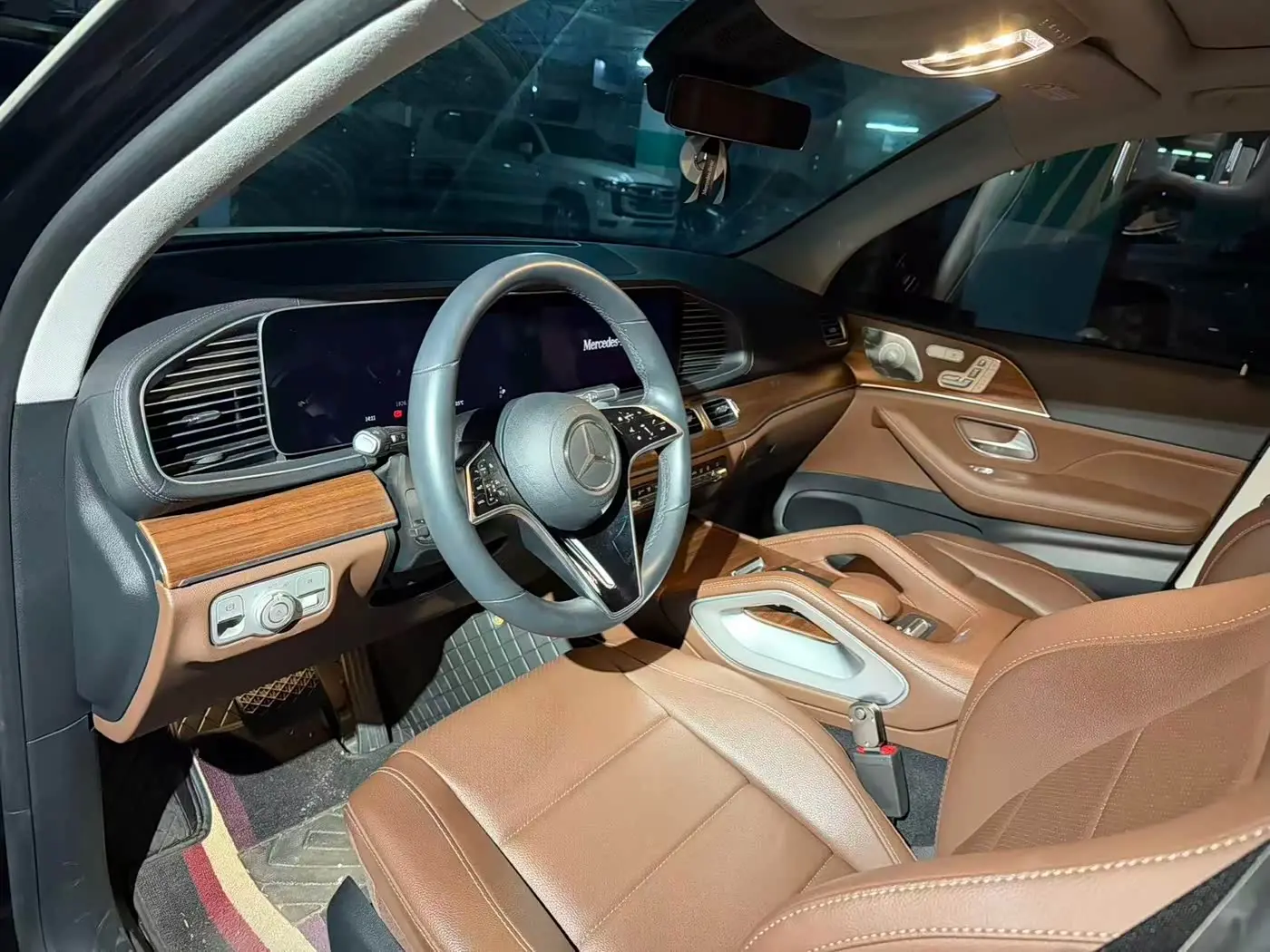 Mercedes-Benz GLE New Energy 2024 — Photo 9/9