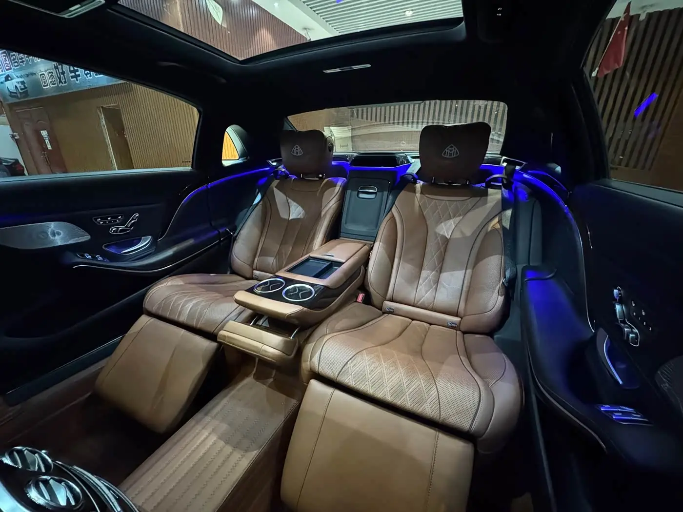 Mercedes-Benz Maybach S-Class 2020 — Фото 9/12
